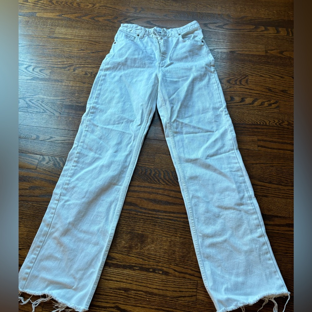 High Waisted White Zara Jeans